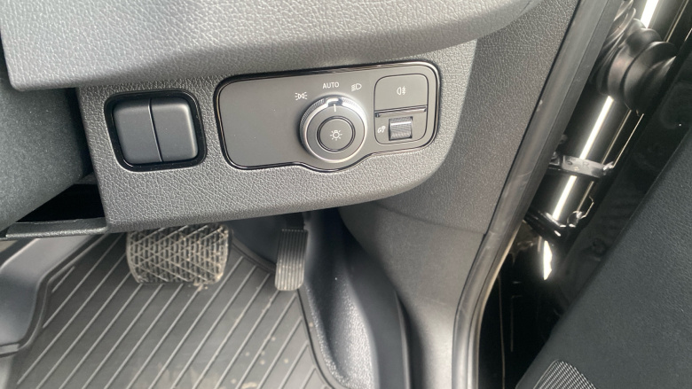 Mercedes-Benz Sprinter 317Cdi L2 Diesel Rwd 3.5t H2 Select Van 9G-Tronic